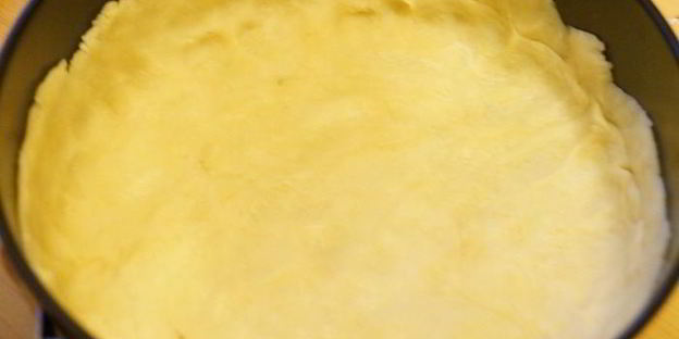 лоранский пирог с курицей и грибами