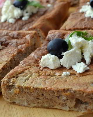 Луковый пирог, который становится еще вкуснее на следующий день