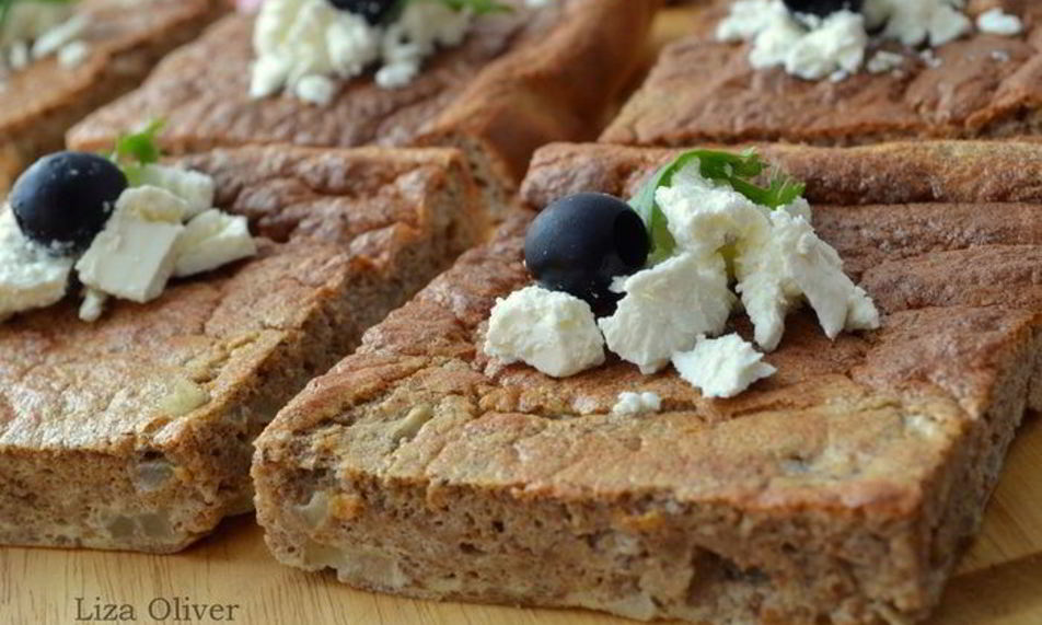 Рецепт лукового пирога, которого становится еще вкуснее на следующий день