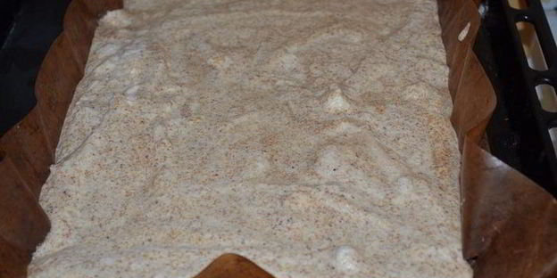 луковый пирог, который становится еще вкуснее на следующий день