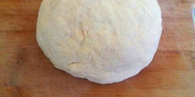 луковый пирог с яично-сметанной заливкой