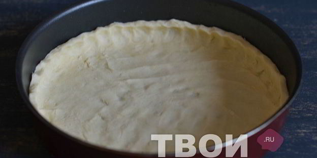 открытый пирог со шпинатом и сыром