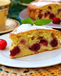 Пироги с клубникой