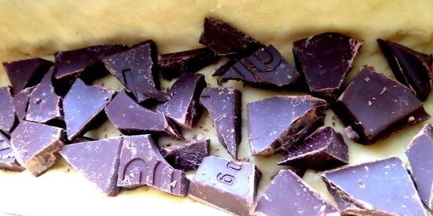 песочный пирог с фруктами в творожном муссе