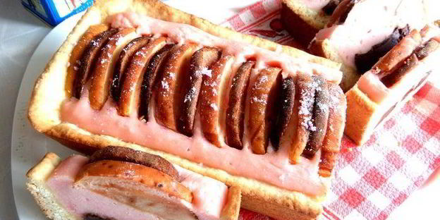 песочный пирог с фруктами в творожном муссе