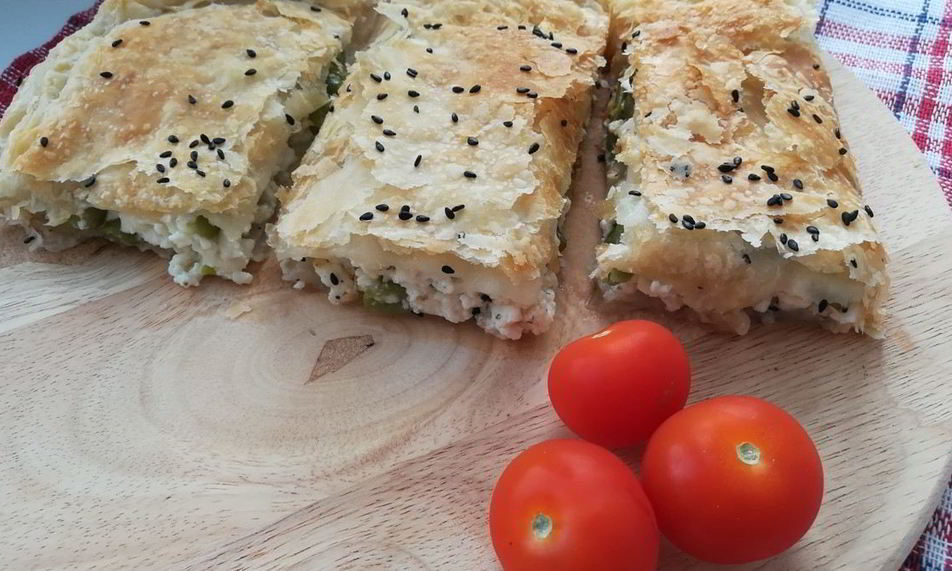 Рецепт пирога с адыгейским сыром и стручковой фасолью