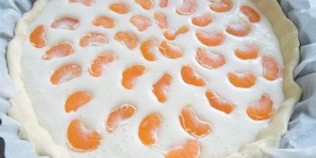 пирог с мандаринами и йогуртовой заливкой на рубленом тесте