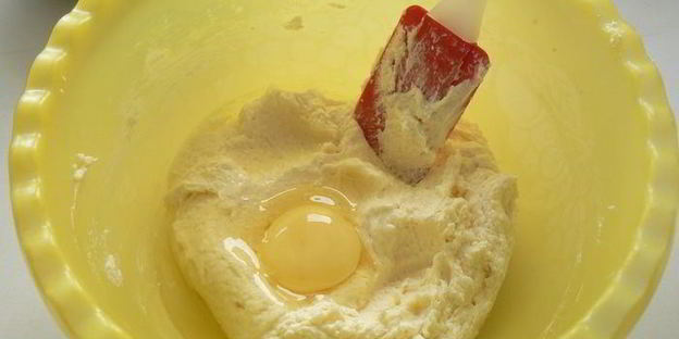 пирог с ревенем и миндалем