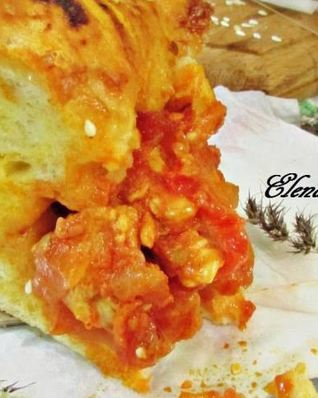 Пирог с сыром и курицей