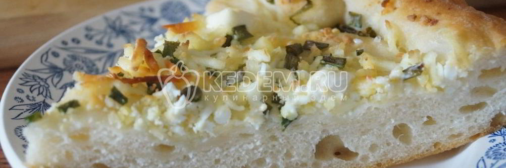 Пирог с сыром и яйцами