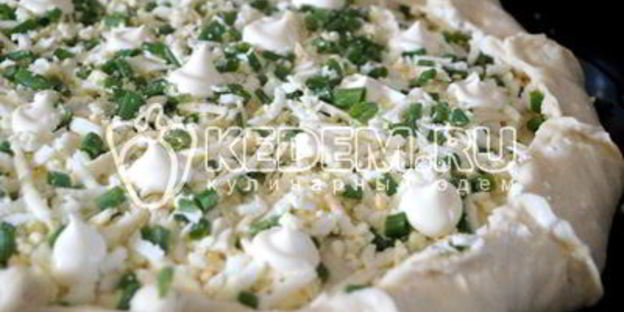 пирог с сыром и яйцами