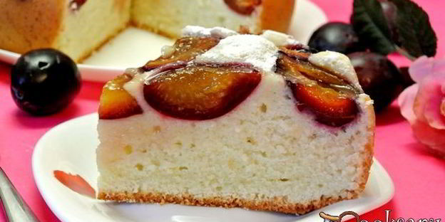 пирог со сливами в мультиварке