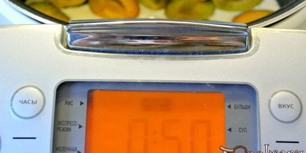 пирог со сливами в мультиварке