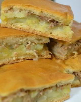 Творожный пирог с сайрой