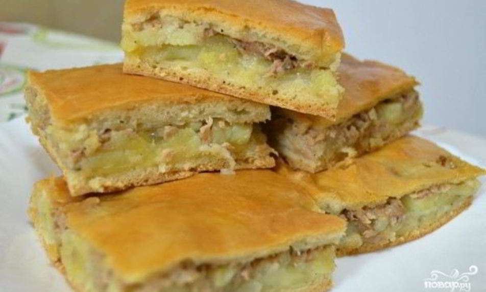 Рецепт творожного пирога с сайрой