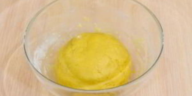 яблочный пирог с кедровыми орешками