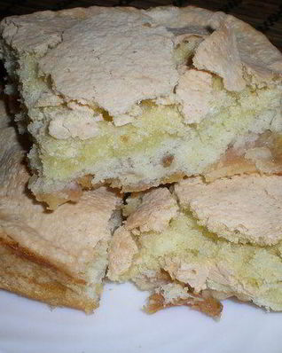 Яблочный пирог с сахарной корочкой