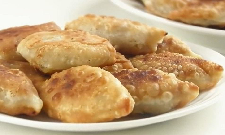 Рецепт быстрых маленьких пирожков с картошкой