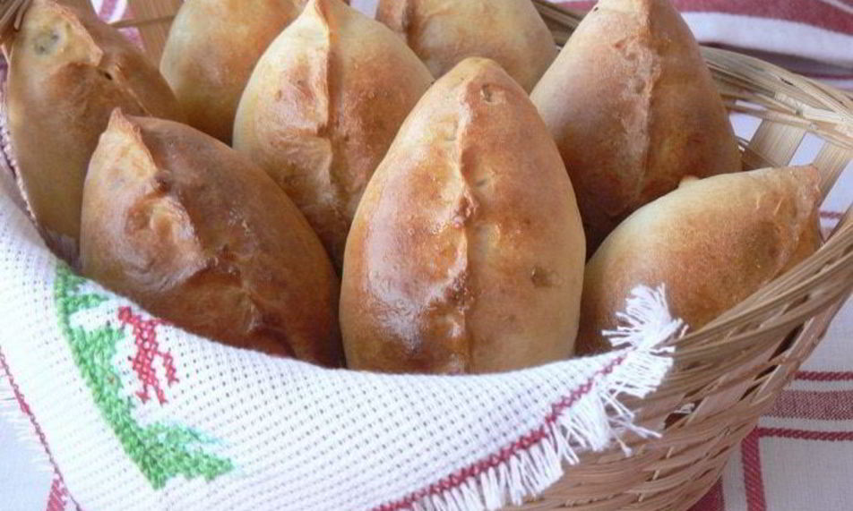 Рецепт быстрых пирожков с капустой и сердечками