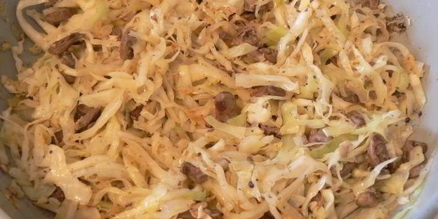 быстрые пирожки с капустой и сердечками