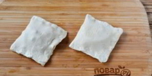 быстрые пирожки с цыпленком и помидорами