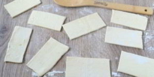 кармашки с яблочными пирожками