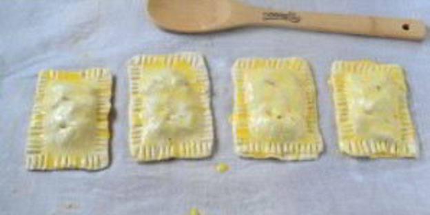 кармашки с яблочными пирожками