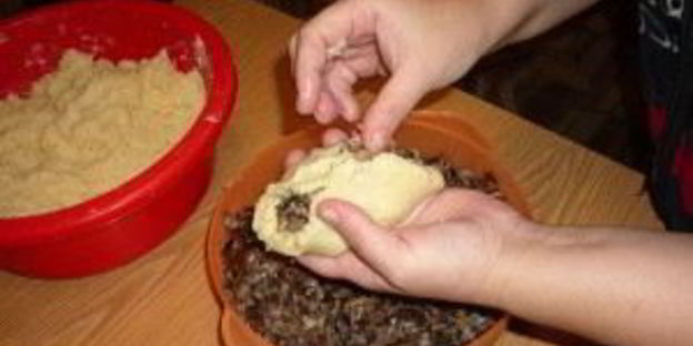 картофельные пирожки с грибами