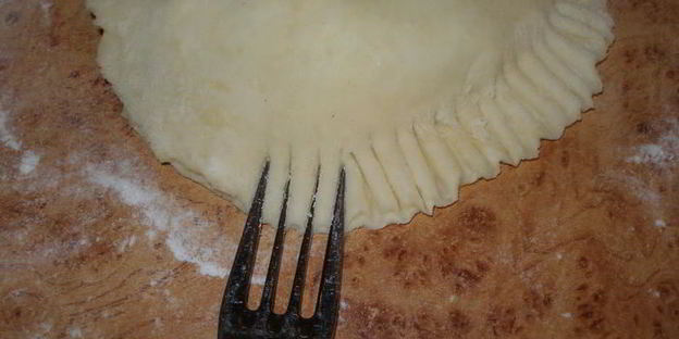 легкие пирожки с курицей и сыром