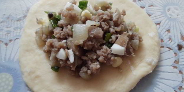 легкие пирожки с мясом