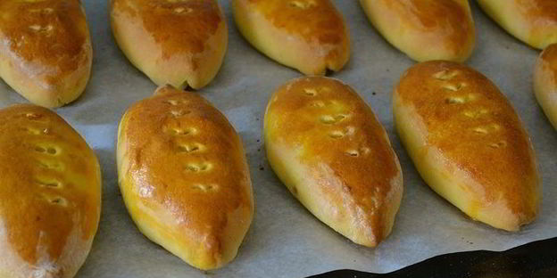 пирожки духовые с тунцом