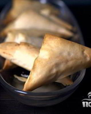 Пирожки с грибами и голубым сыром