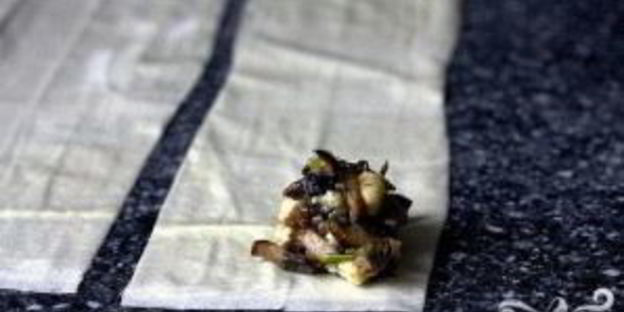 пирожки с грибами и голубым сыром