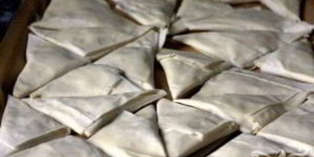 пирожки с грибами и голубым сыром