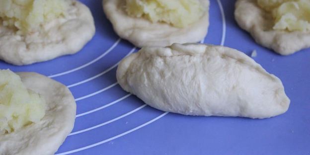 пирожки с картофелем и луком