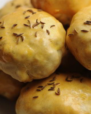 Пирожки с картошкой и беконом