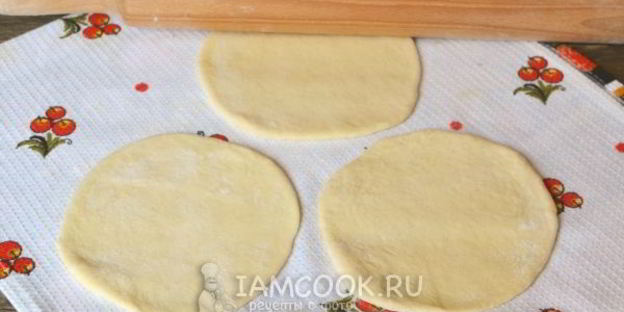 пирожки с курицей и картошкой в духовке