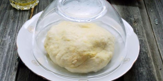 пирожки с печеночным паштетом и картофелем