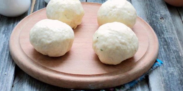 пирожки с печеночным паштетом и картофелем