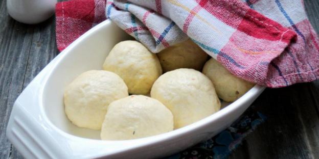 пирожки с печеночным паштетом и картофелем