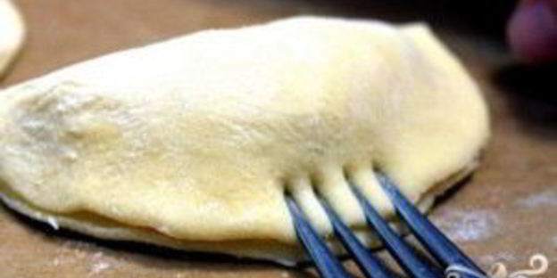 пирожки с персиками