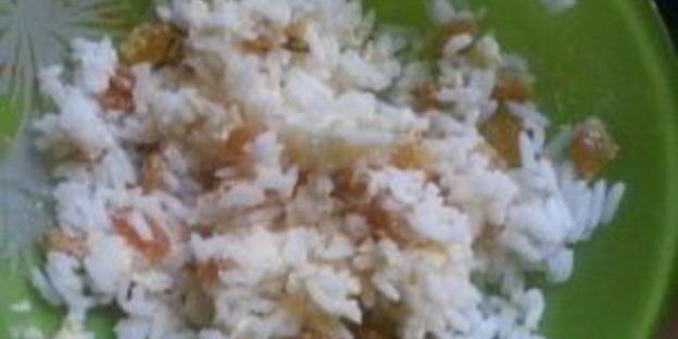 пирожки с рисом и изюмом