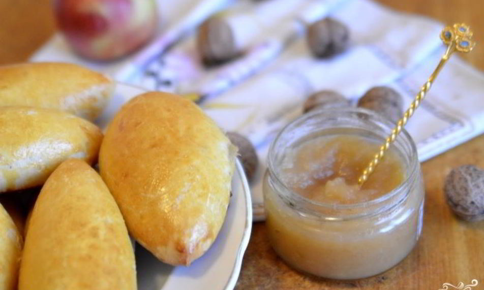 Рецепт пирожков с яблочным повидлом