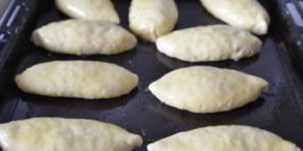 пирожки с яблочным повидлом