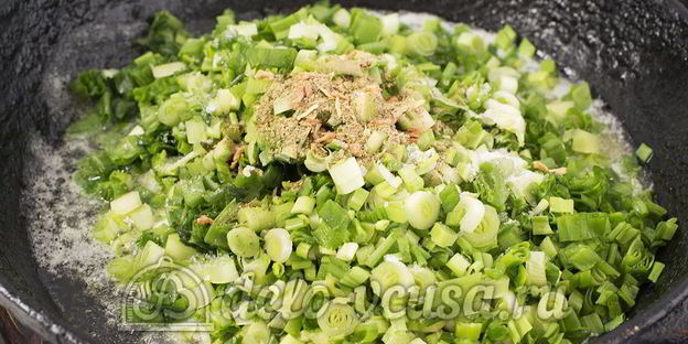 пирожки с яйцом и луком в духовке