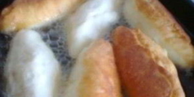 пирожки с яйцом и мясом