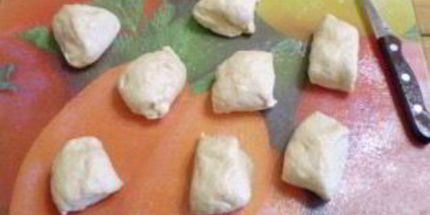 пирожки с яйцом и зеленью