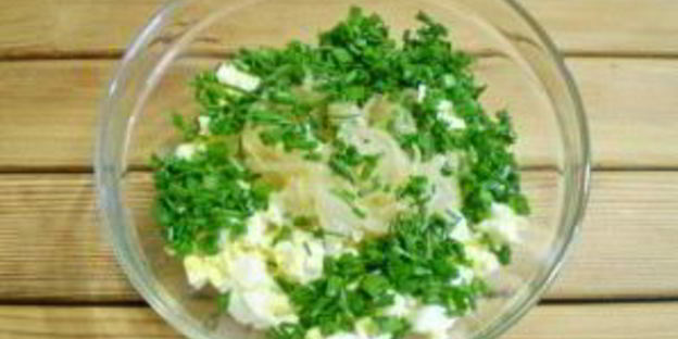 пирожки с яйцом и зеленью