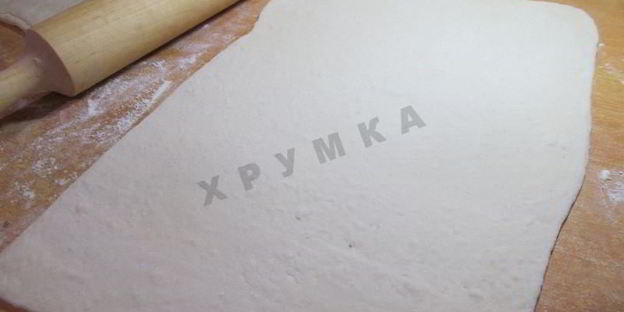 пирожки слоеные конвертики с сыром и ветчиной