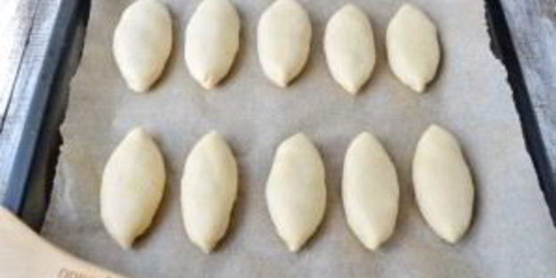 пирожки со сливами духовые